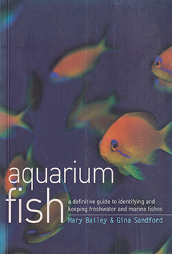 Aquarium Fish (পেপারব্যাক)