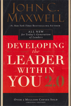 Developing the Leader Within You 2.0 (পেপারব্যাক)
